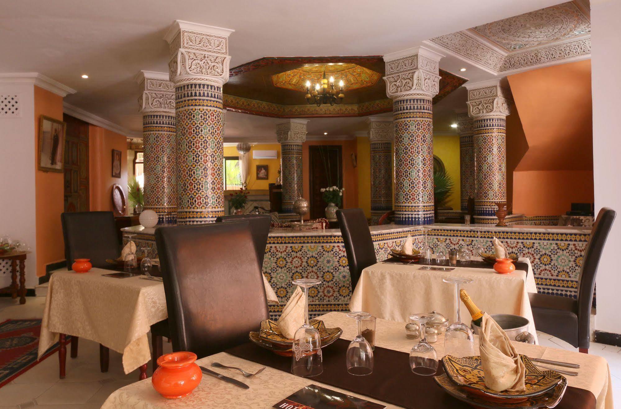 Hotel Tafoukt Marrakesh Esterno foto